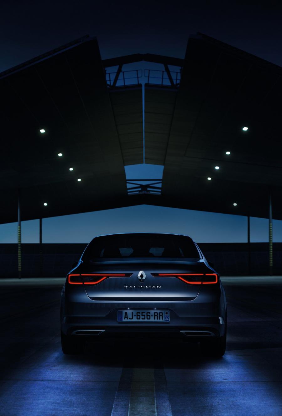  Renault Talisman 2015 года  (фото 30 из 37)
